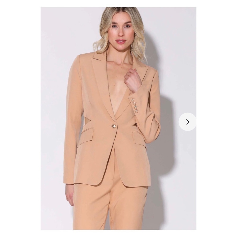Walter Baker Felicia Cutout Blazer Jacket Large NWT Nude Dune Tailored - Picture 3 of 7